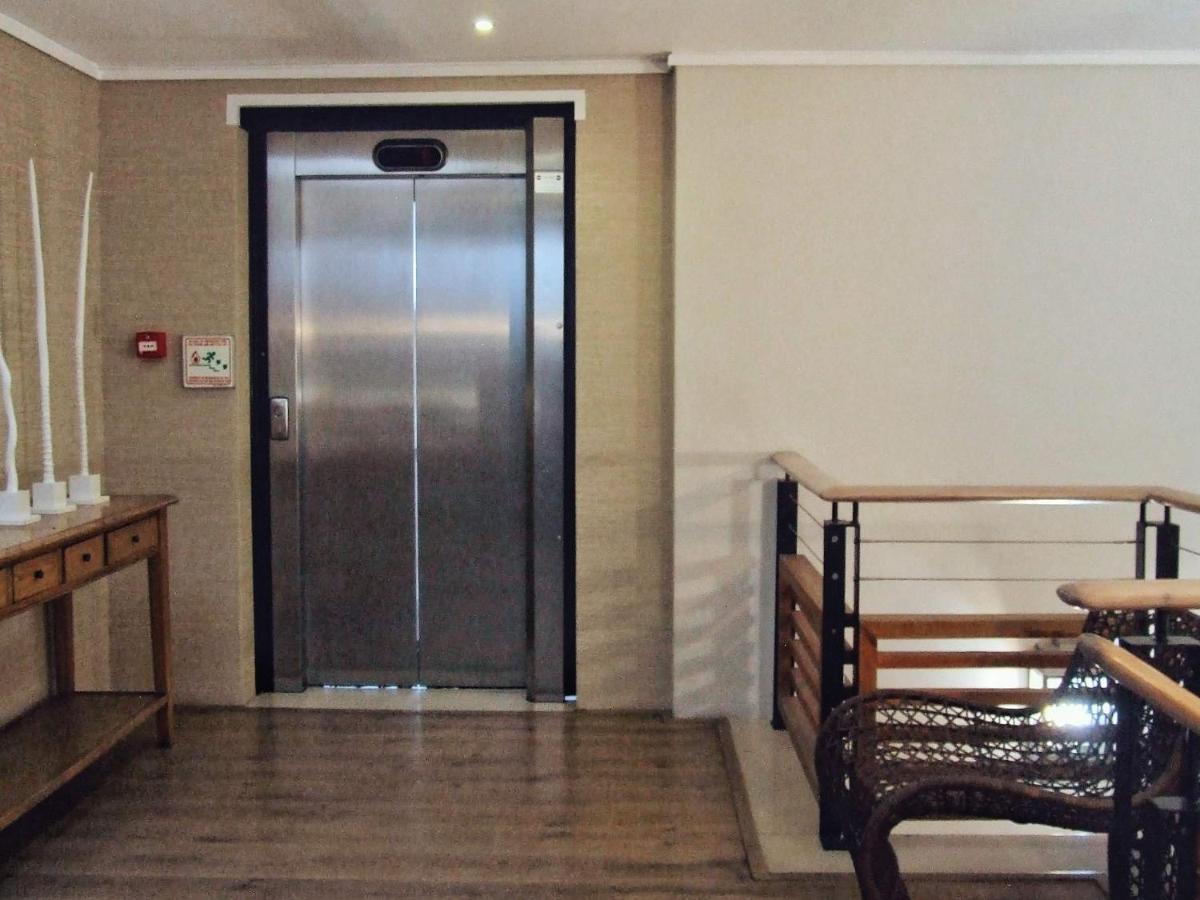 210 Gallery Luxury Studio Apartment Knysna Eksteriør billede
